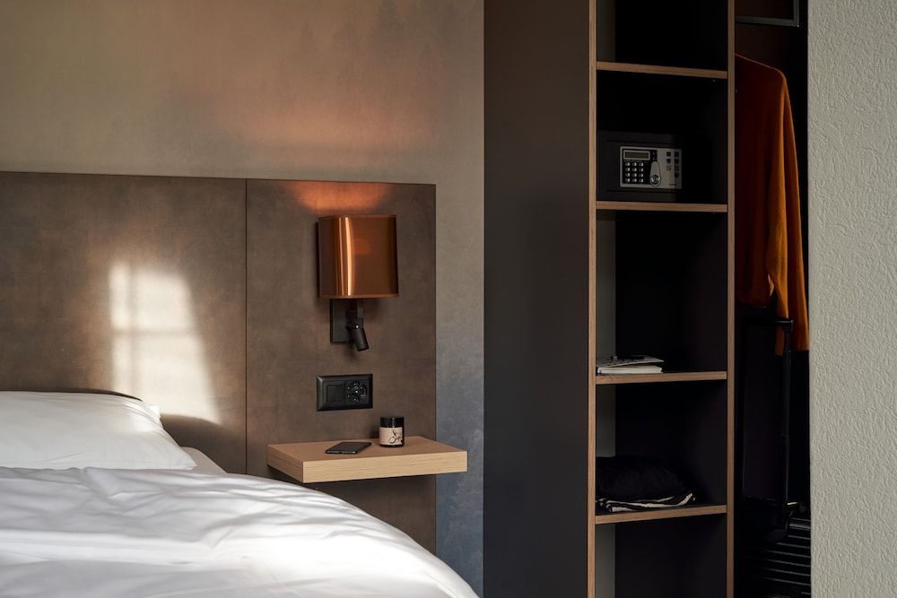 undefined The Hey Hotel 4
