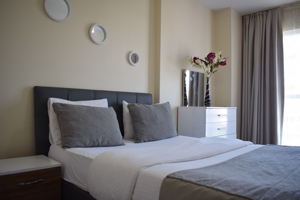 undefined Mira Suites 8