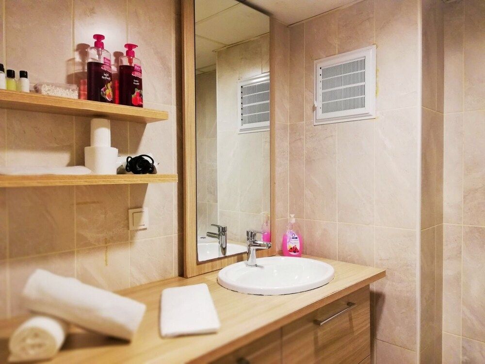 undefined Mira Suites 4