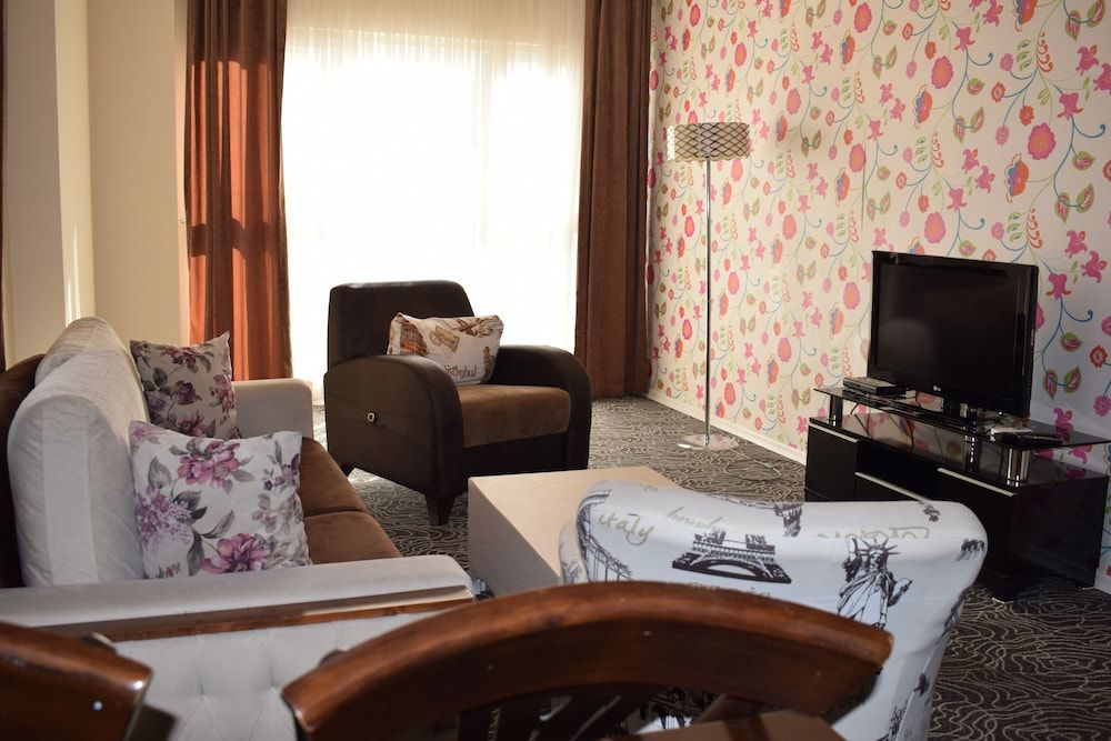 undefined Mira Suites 2