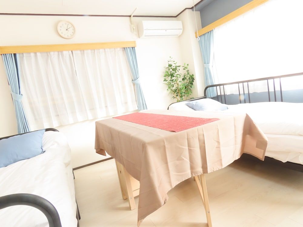 undefined Roland’s House 302 3