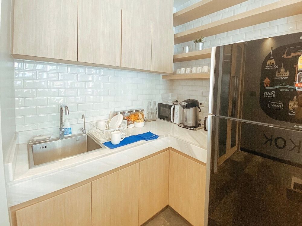 undefined YakThai Poshtel 8