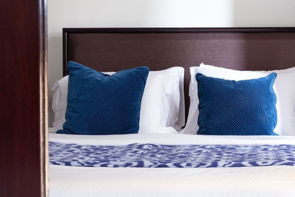 undefined Premier Studio in Sports City w/ Golf Course View! 7