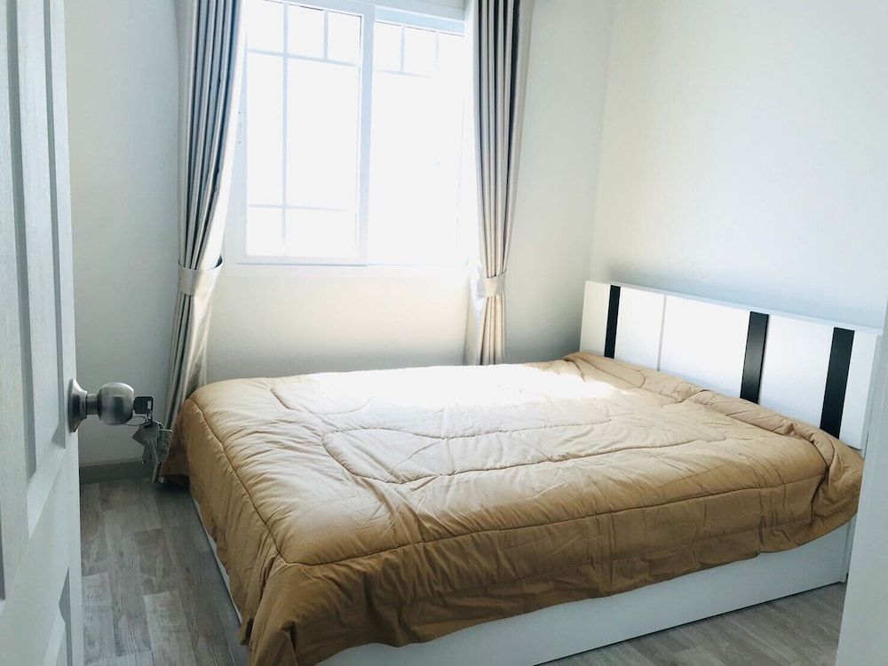 undefined Bristol Park by 3 Angels 9