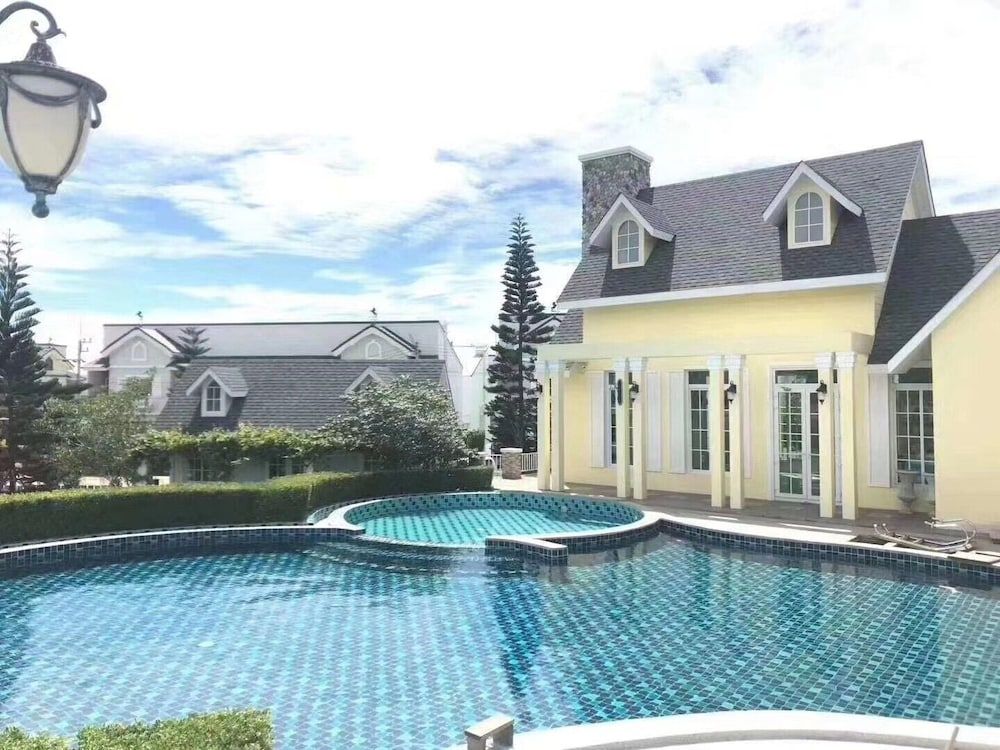 undefined Bristol Park by 3 Angels 3