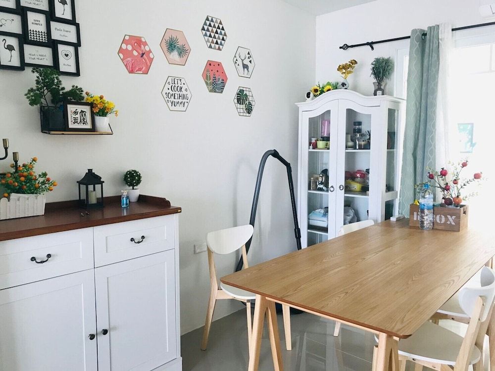 Bristol Park by 3 Angels Townhome, 3 Bedrooms, Pool Access 6