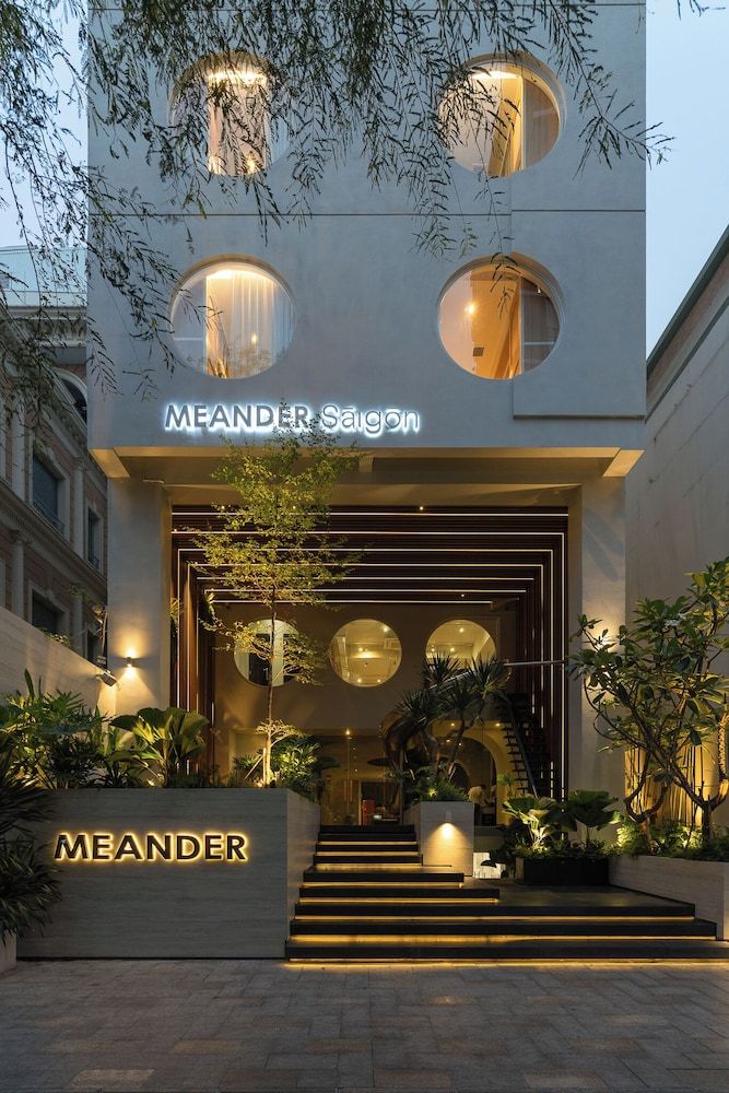 undefined MEANDER Saigon 5