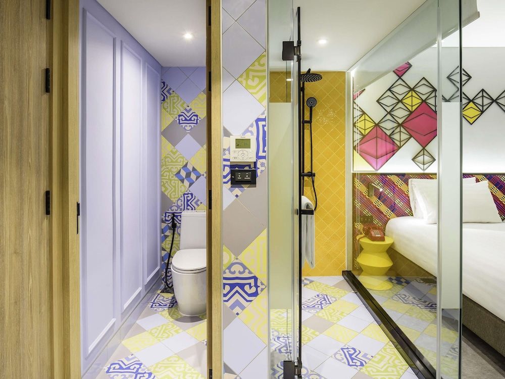 ibis Styles Bangkok Silom Superior Room, 2 Twin Beds 5