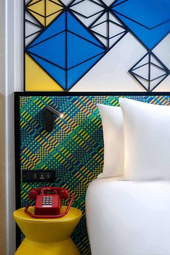 ibis Styles Bangkok Silom Standard Room, 1 King Bed 7