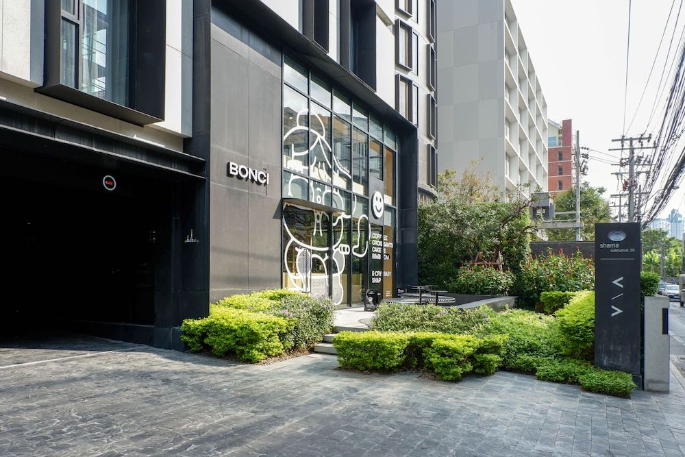 undefined Walton Suites Sukhumvit 7