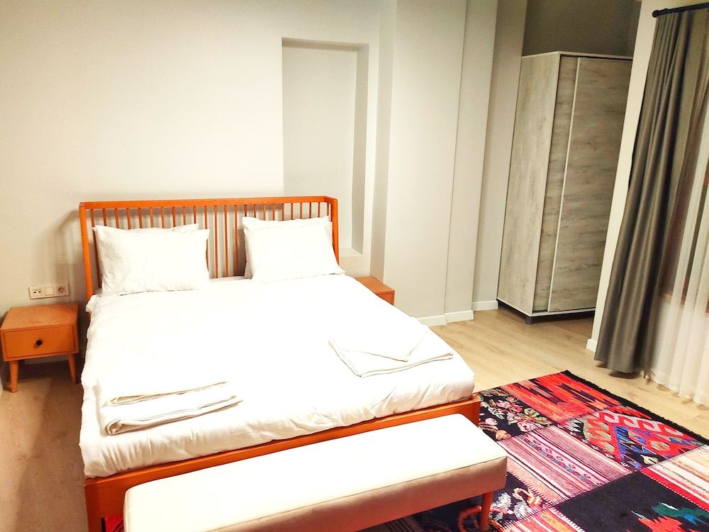 undefined Million Old City Apartment 5