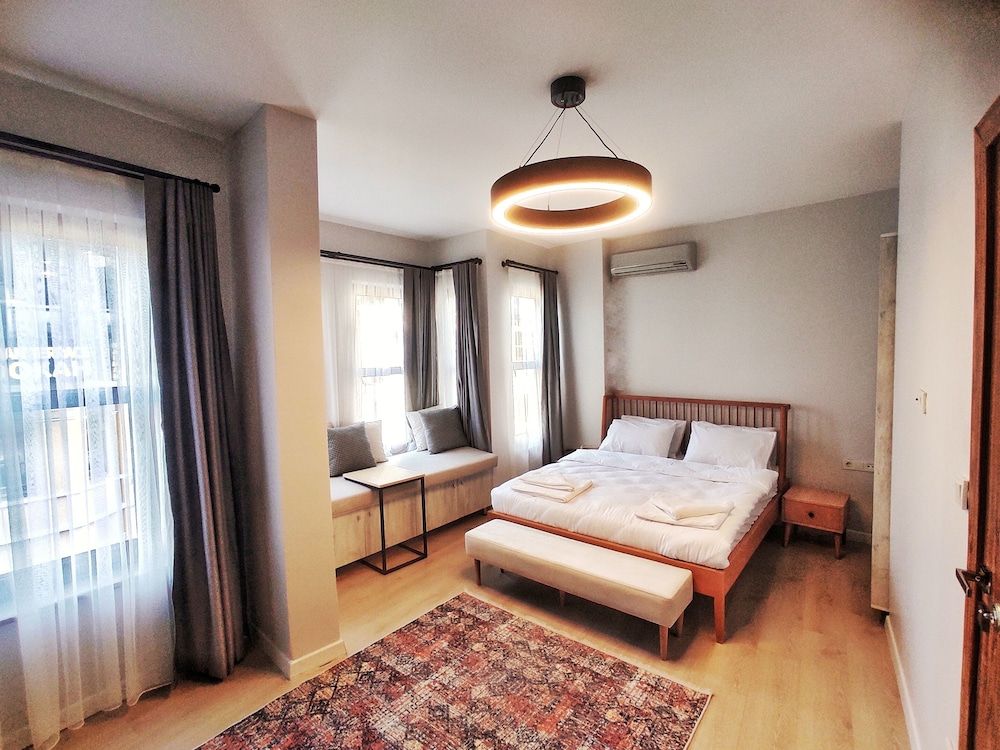 undefined Million Old City Apartment 8