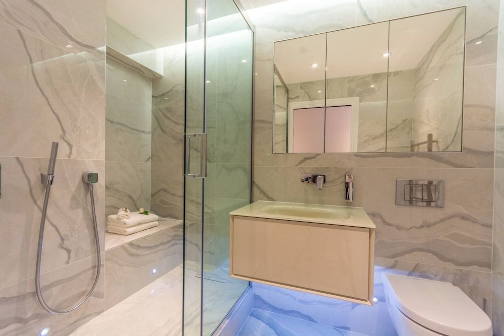 undefined Wellington Court Aprtments st John Wood 10