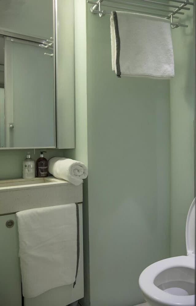 1n Student Hotel Camden - Students Only Executive Studio 24