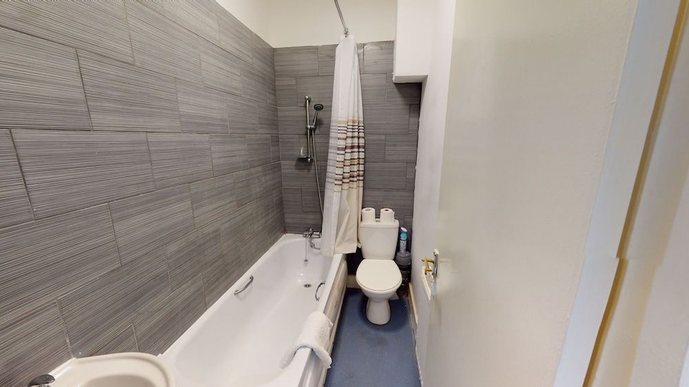 undefined The Rock Apartments II 6