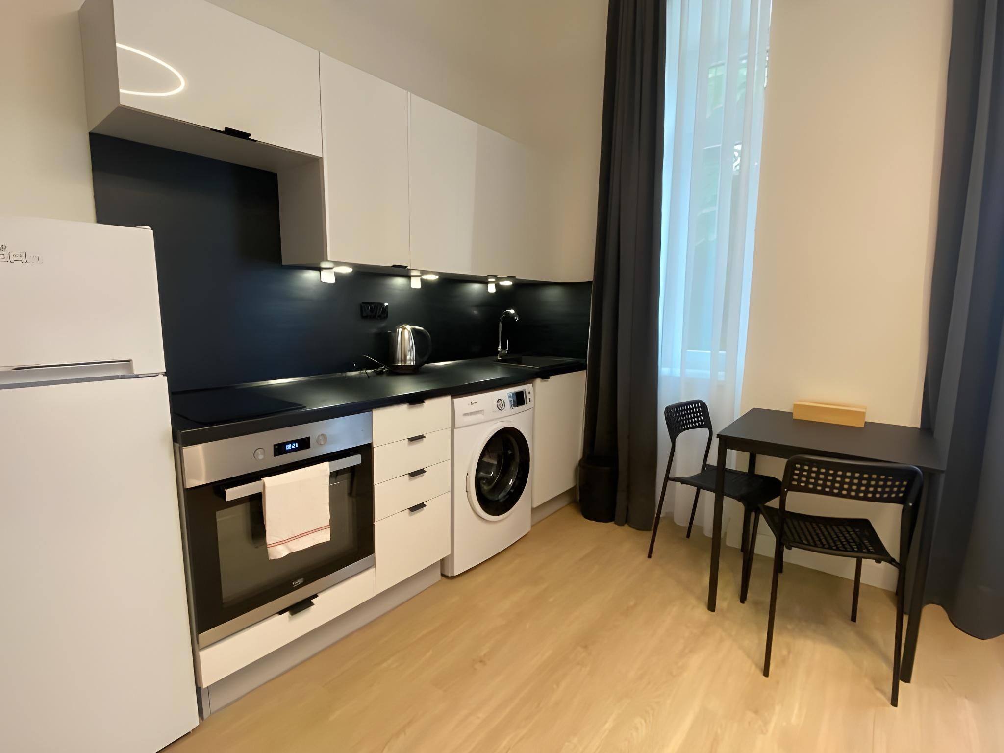 Figaro Suites Junior Suite 22