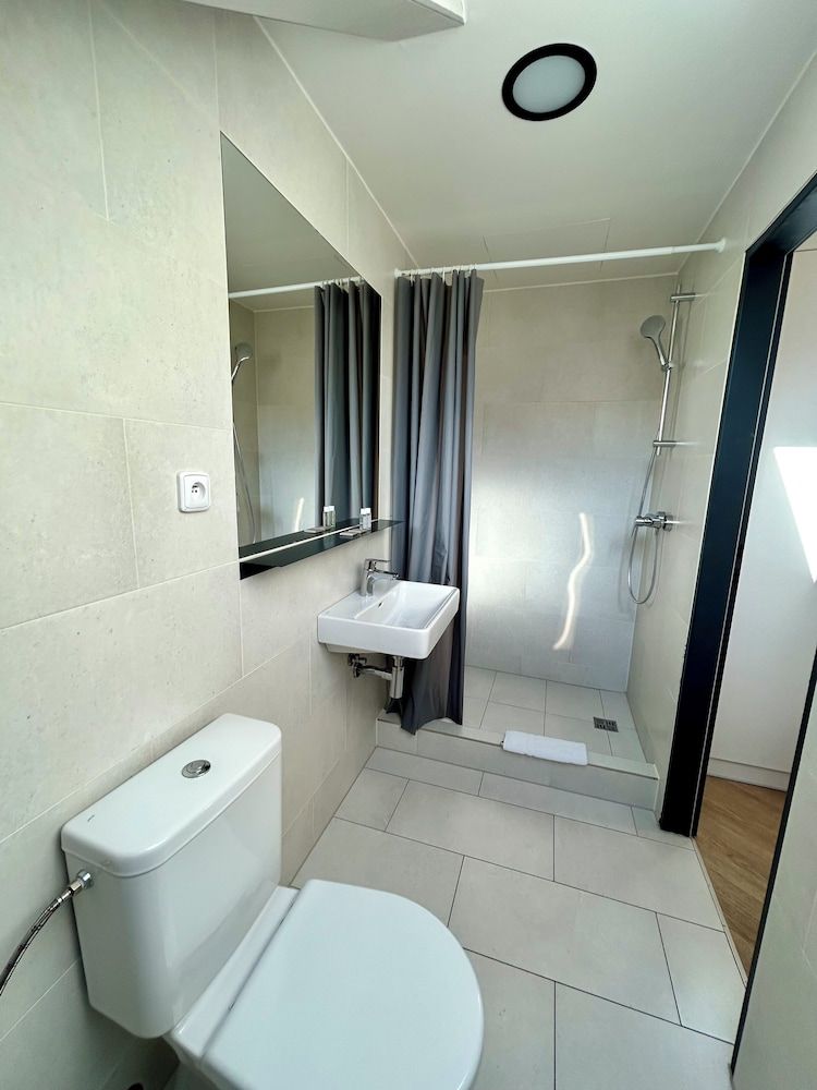 Figaro Suites Junior Suite 10