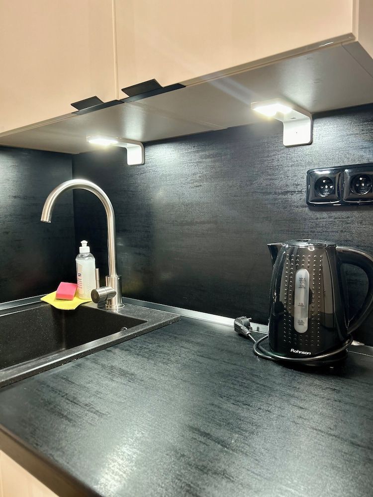 Figaro Suites Junior Suite 13