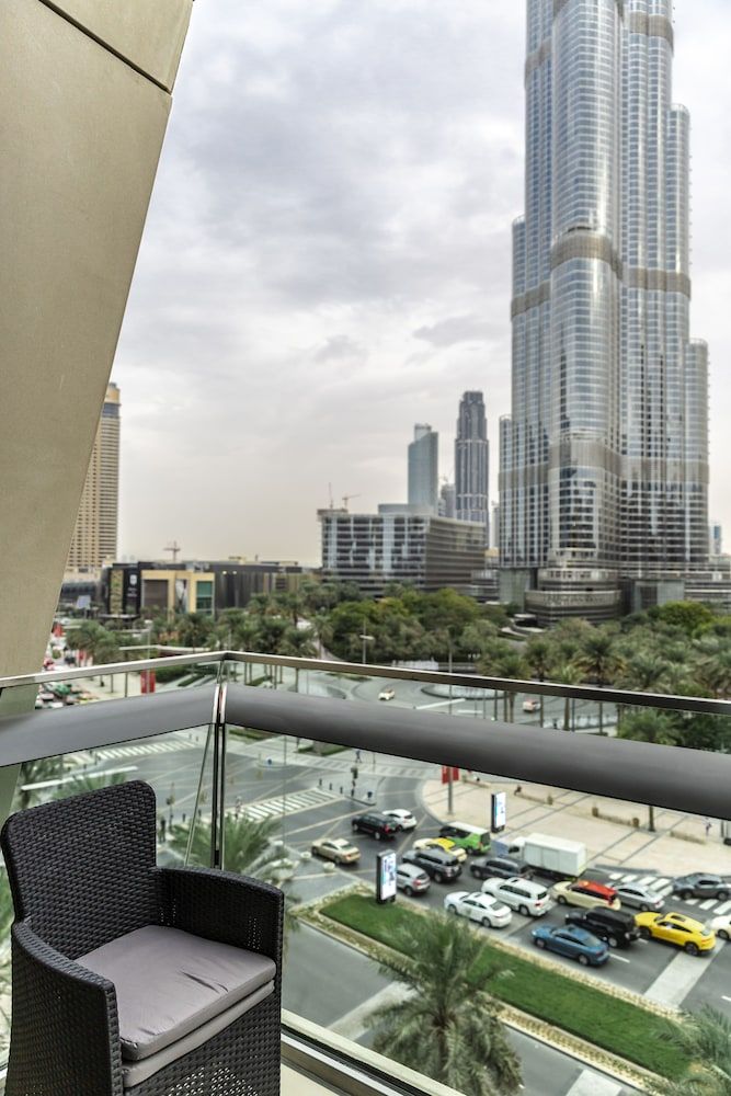 Bravo Way Burj Vista 1 Deluxe Apartment, 1 Bedroom, Balcony, City View 21