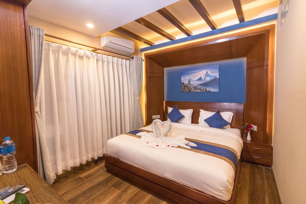 undefined Himalayan Suite Hotel 9