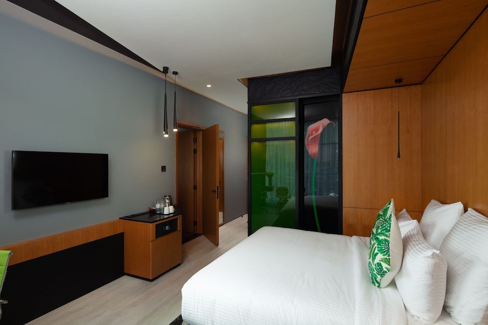 Al Khoory Sky Garden Hotel Sky Classic Room 3