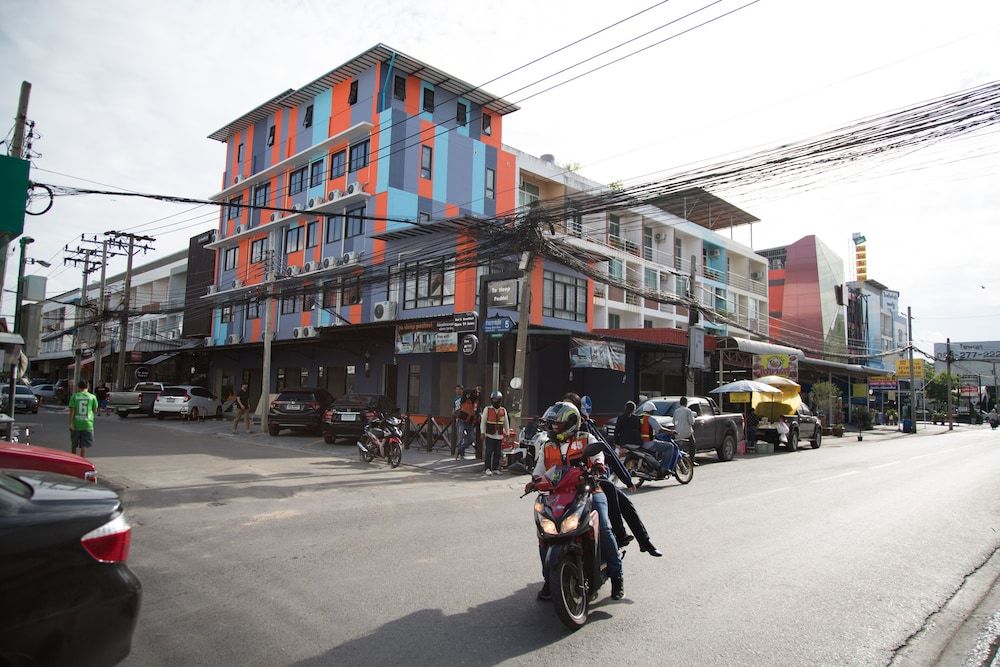 undefined To Sleep Poshtel 6