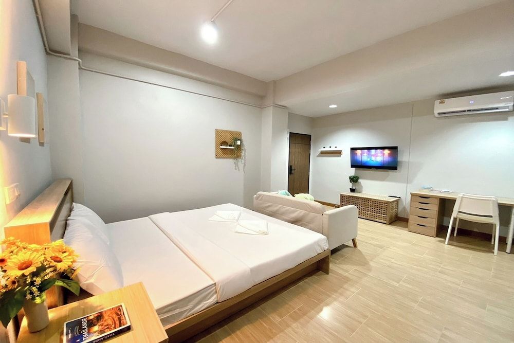 undefined 44 Room Rama 3 8