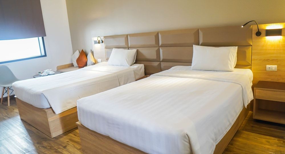 undefined 7s Hotel An Phú Central 9