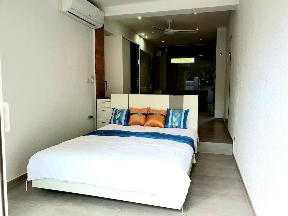 undefined Cozy Retreat 1 BR