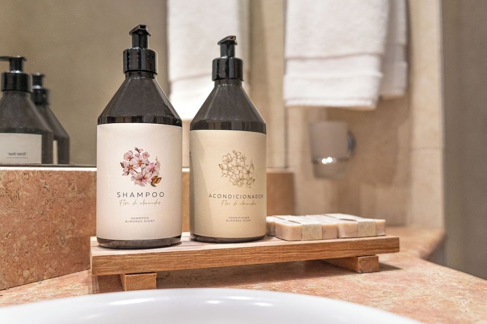 Yene Hue Comfort Double Room, Sea View 7