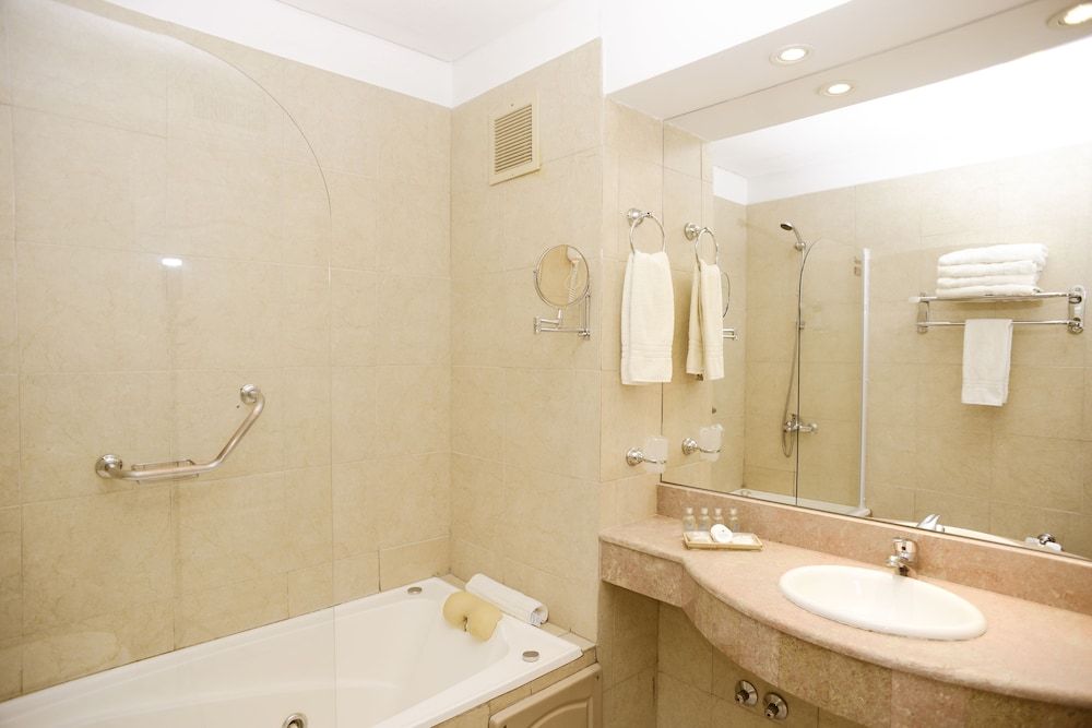 Yene Hue Comfort Double Room, Sea View 6