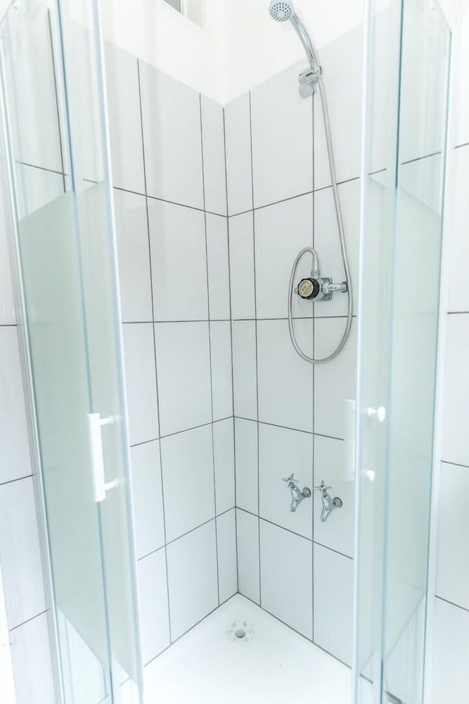 Spacious 1BR Period Apartment Hampstead Apartment 10