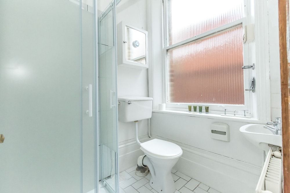 Spacious 1BR Period Apartment Hampstead Apartment 7