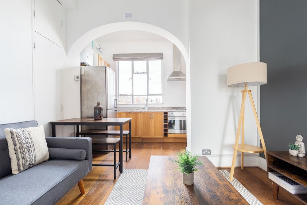 The Primrose Hill Flats Apartment 14