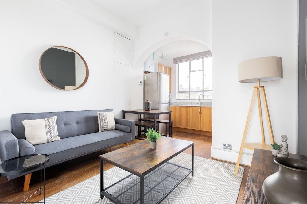 The Primrose Hill Flats Apartment 12