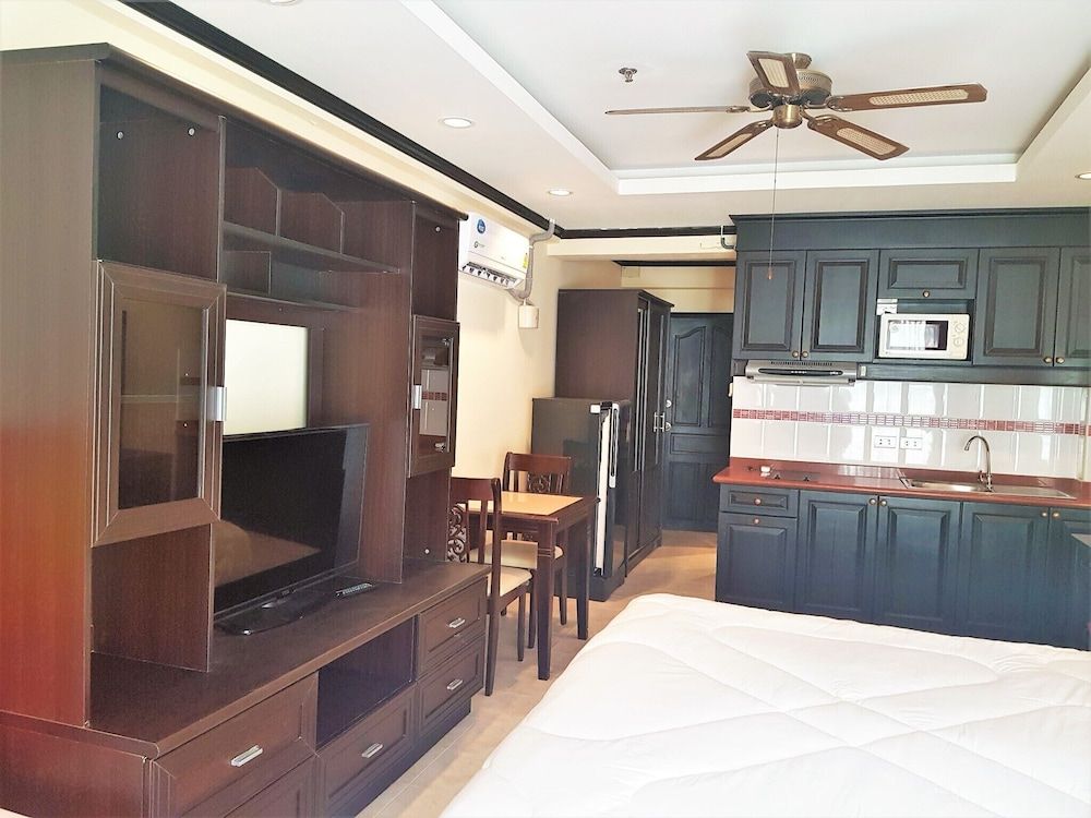 undefined Jomtien Beach Sea View Studio 8