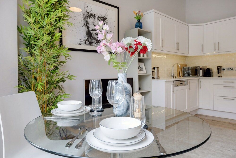 undefined Contemporary Clapham Home Near Wandsworth Common 7