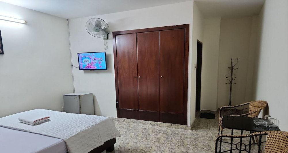 Bau Cat Hotel Double Room 11