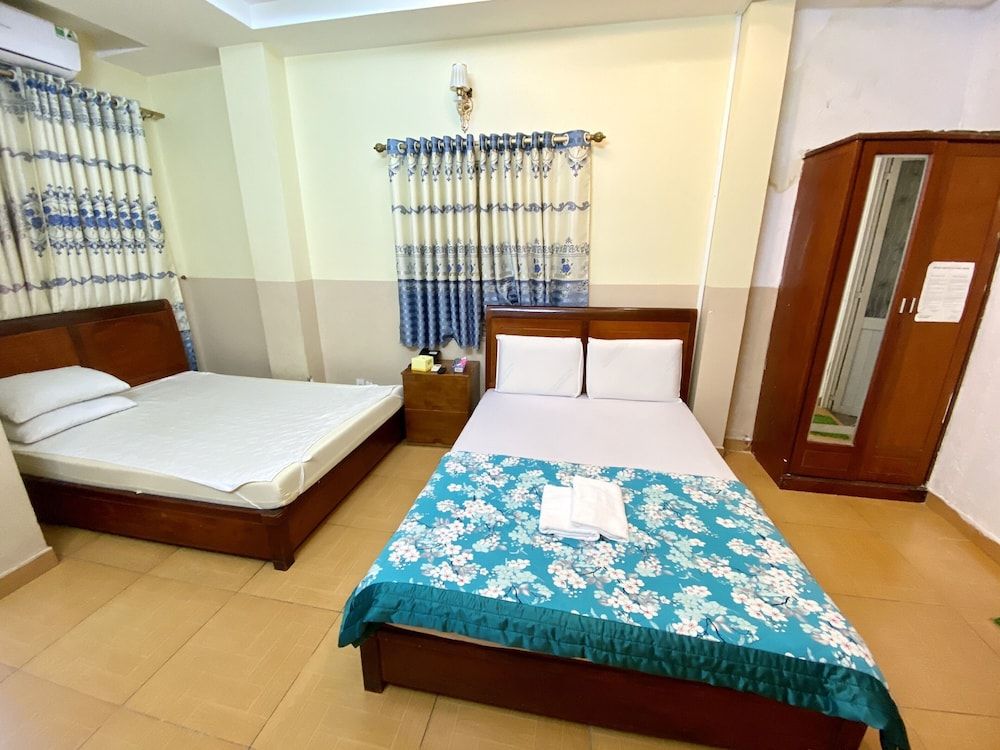 Ngoc Trinh Hotel Family Room