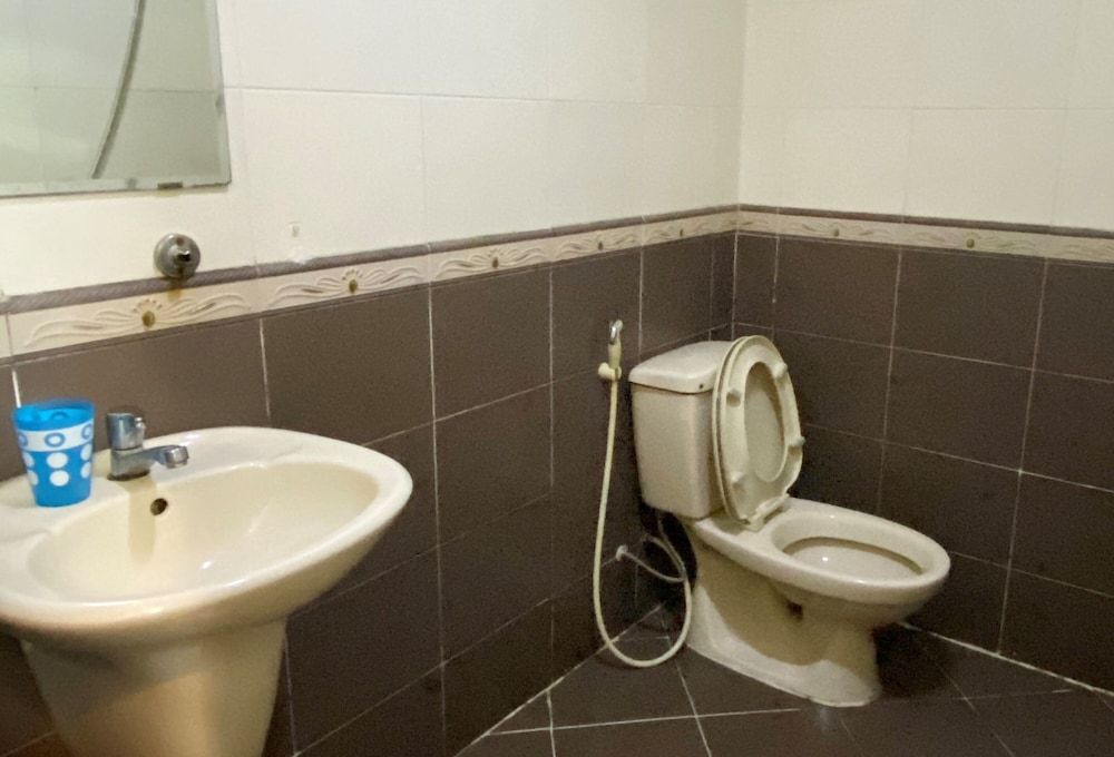 Ngoc Trinh Hotel Double Room 14