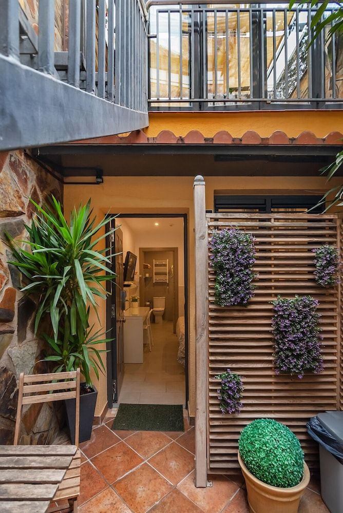 undefined Hostal House 6