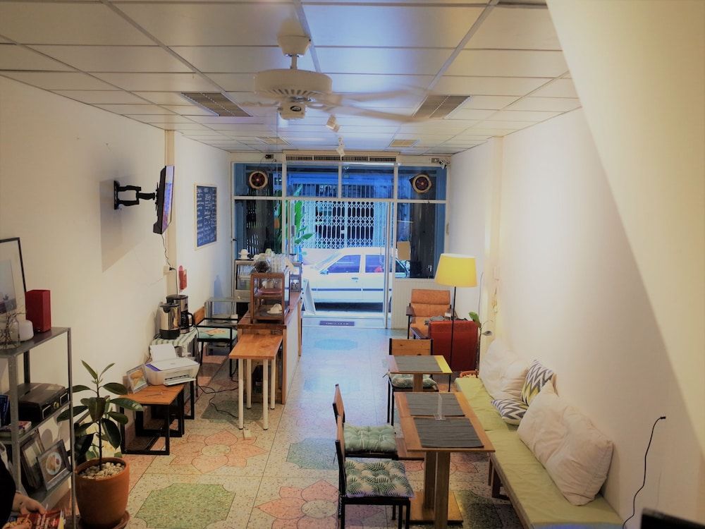 undefined Naret Coliving - Hostel - Adults Only 6