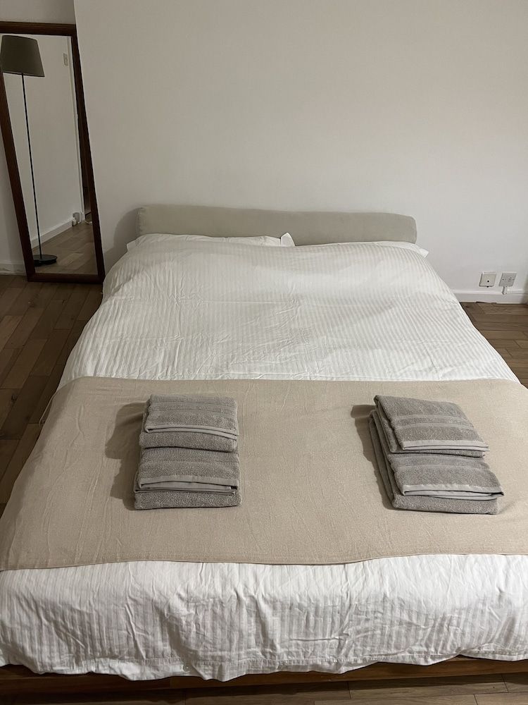 undefined Charming Apartment Garden View 9