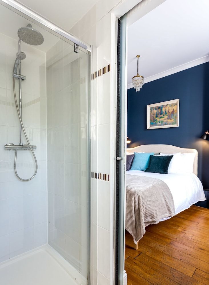 Stylish Notting Hill apartment for 2-4 Apartment, 1 Bedroom 16