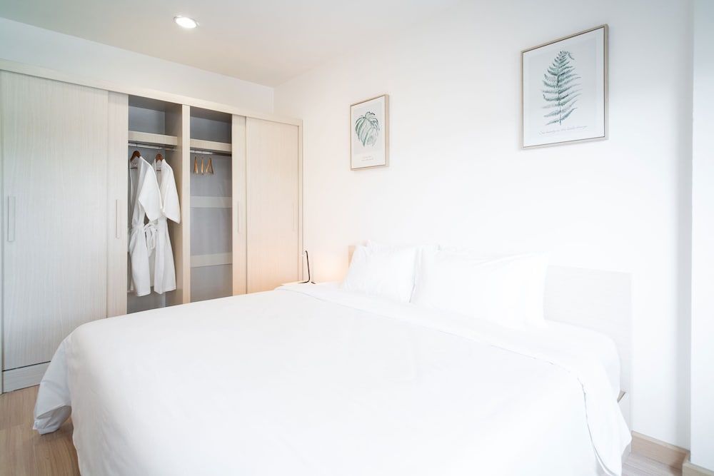 KOS Hotel Suvarnabhumi Airport Superior Double Room 7