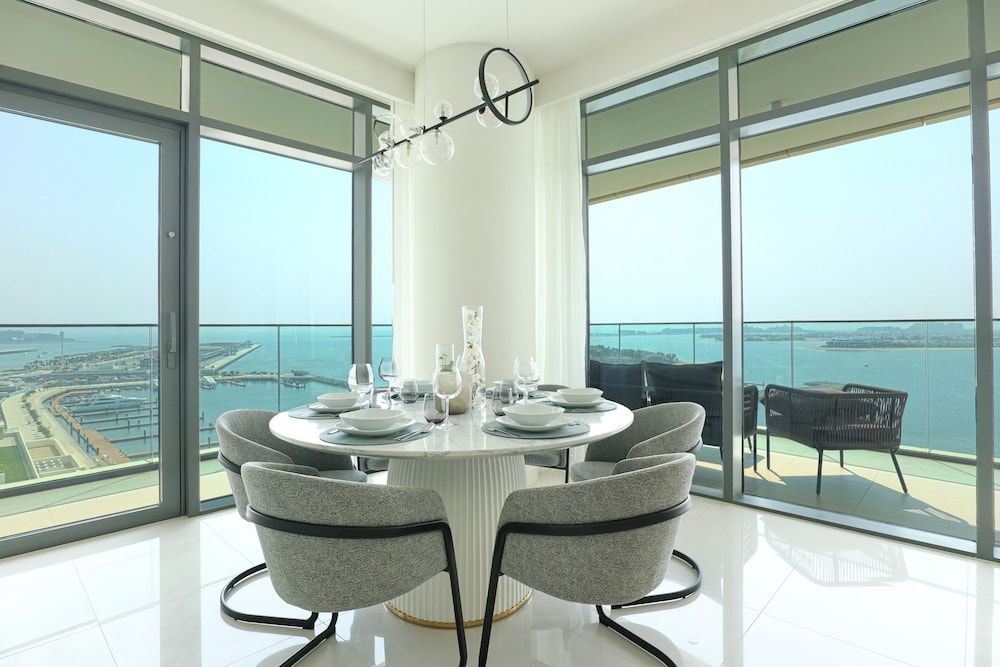 HiGuests - Beach Vista Tower 2 Deluxe Apartment 24