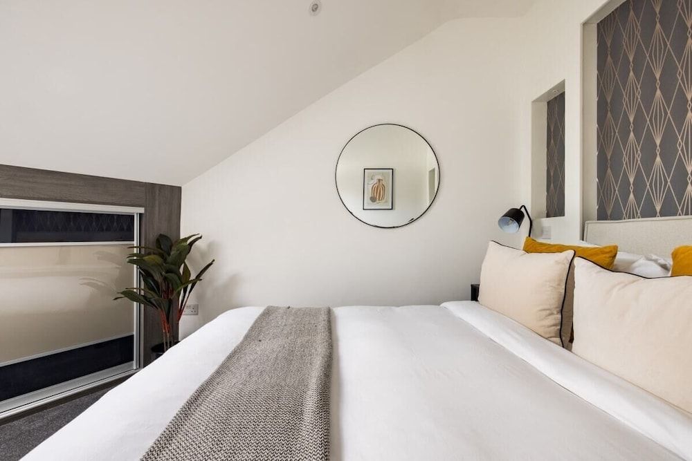 The Battersea Classic - Charming 2bdr Flat With Study Room Apartment (2 Bedrooms) 3