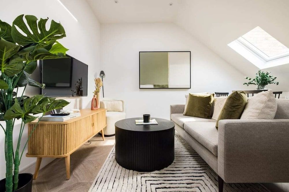 The Battersea Classic - Charming 2bdr Flat With Study Room Apartment (2 Bedrooms)