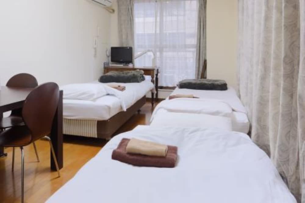 undefined Hotel Hill top 8