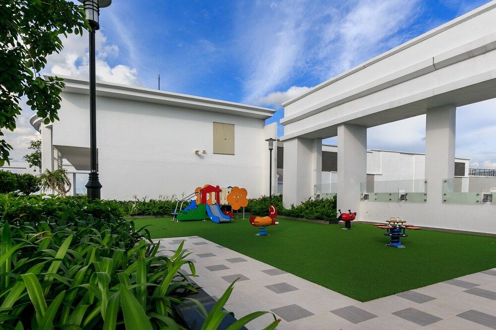 undefined Saigon Royal Apartment - MM Home 4